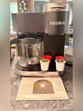 Keurig K-Duo 5100 Single-Serve & Carafe Coffee Maker Black reed description